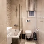 Deluxe 3br Oasis With Pool Next To Beach - St Julians Is-Swieqi