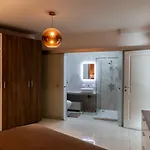 Deluxe 3br Oasis With Pool Next To Beach - St Julians Apartament *