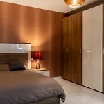 Deluxe 3br Oasis With Pool Next To Beach - St Julians Apartament