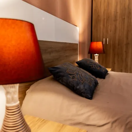 Deluxe 3br Oasis With Pool Next To Beach - St Julians *