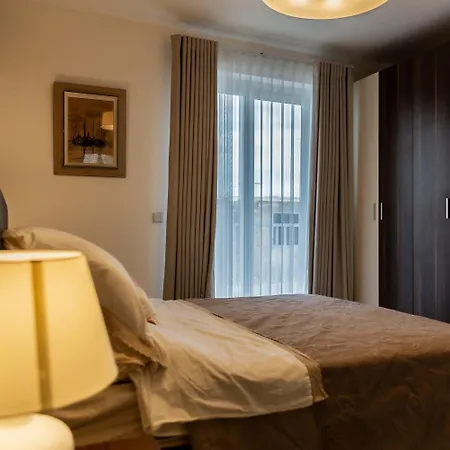 Deluxe 3br Oasis With Pool Next To Beach - St Julians Apartament