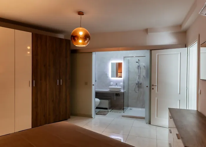 Apartment Deluxe 3br Oasis With Pool Next To Beach - St Julians Is-Swieqi